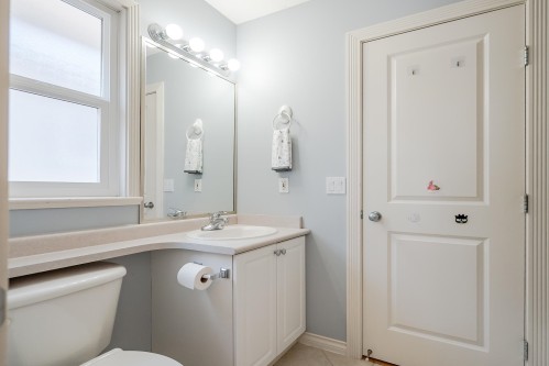 3933 Garry Street, Richmond, BC 