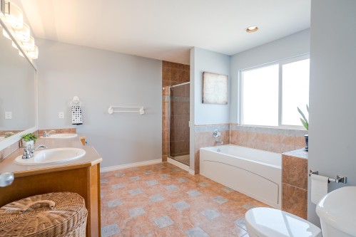3933 Garry Street, Richmond, BC 