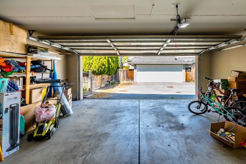 3933 Garry Street, Richmond, BC 