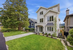 40 Sea Avenue Burnaby, BC V5B 3W6