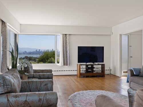4514 Bellevue Drive, Vancouver, BC 