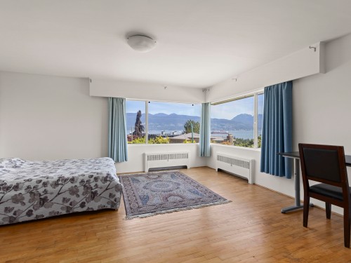 4514 Bellevue Drive, Vancouver, BC 
