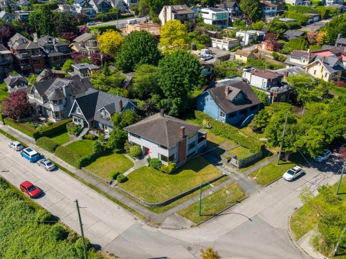 4514 Bellevue Drive, Vancouver, BC 