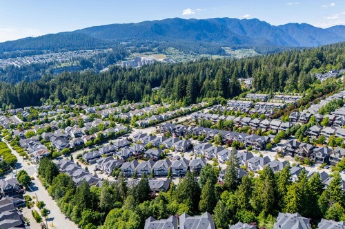 10-3400 Devonshire Avenue, Coquitlam, BC 