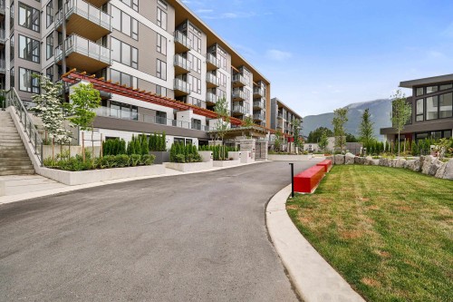 320-1500 Scott Crescent, Squamish, BC 