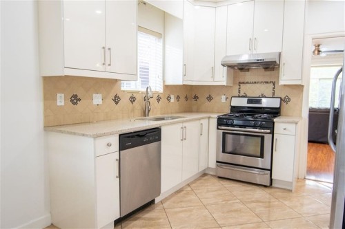 728 49Th Avenue E, Vancouver, BC 