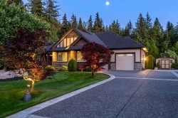 26580 124 Avenue Maple Ridge, BC V2W 0E2