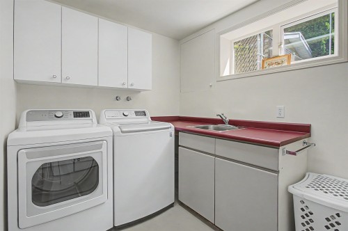 6541 Grant Street, Burnaby, BC 