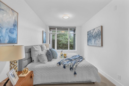 164 13Th Street W, North Vancouver, BC 