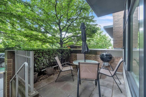 164 13Th Street W, North Vancouver, BC 