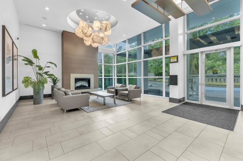164 13Th Street W, North Vancouver, BC 
