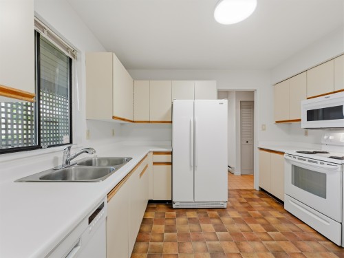 5837 Mayview Circle, Burnaby, BC 
