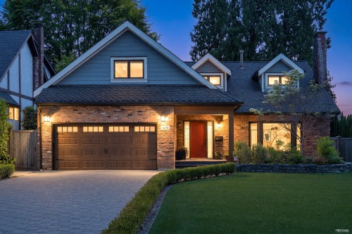 2270 Ennerdale Road  North Vancouver, BC V7J 3N4