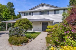 5714 Trail Avenue Sechelt, BC V0N 3A0