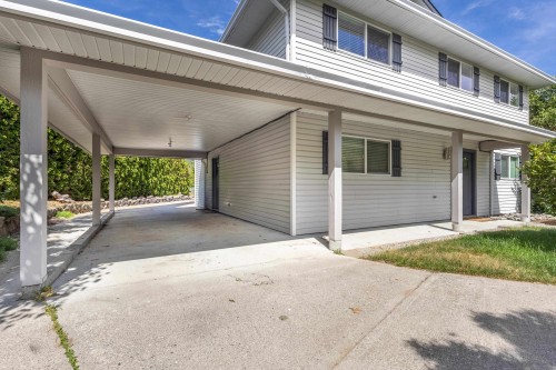 5714 Trail Avenue, Sechelt, BC - Outdoor With Exterior