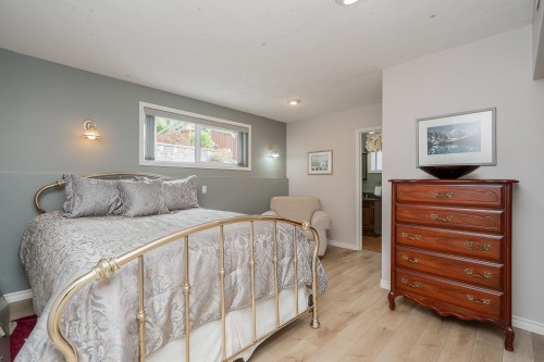 259 College Park Way, Port Moody, BC 
