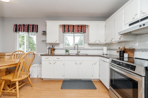 259 College Park Way, Port Moody, BC 