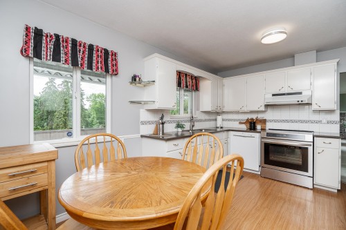 259 College Park Way, Port Moody, BC 