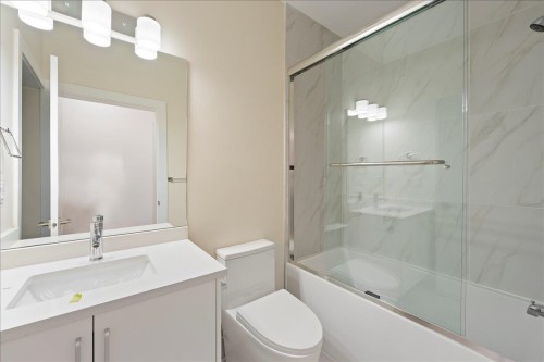 4854 Slocan Street, Vancouver, BC 