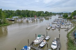304-4753 River Road WLadner, BC V4K 1R9