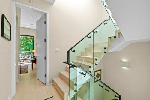 4001 32Nd Avenue W, Vancouver, BC 