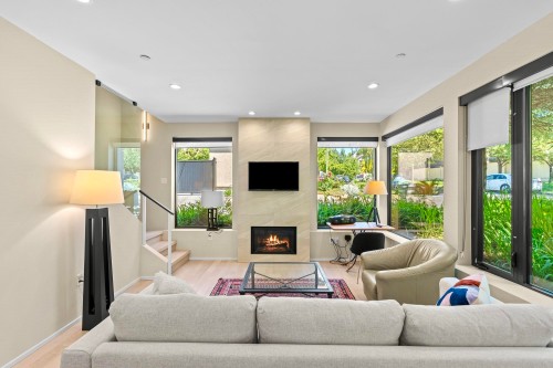 4001 32Nd Avenue W, Vancouver, BC 