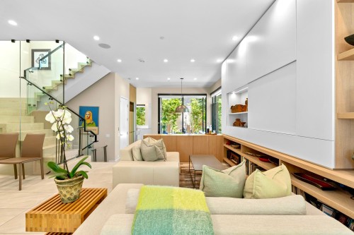 4001 32Nd Avenue W, Vancouver, BC 