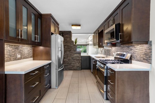 2925 Mcgill Street, Vancouver, BC 