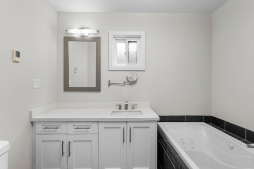 2925 Mcgill Street, Vancouver, BC 