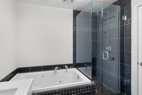 2925 Mcgill Street, Vancouver, BC 