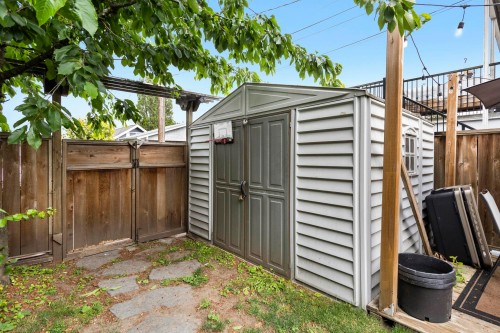 2925 Mcgill Street, Vancouver, BC 