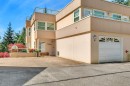 8-2425 Edgemont Boulevard, North Vancouver, BC 