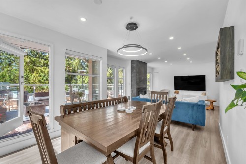 8-2425 Edgemont Boulevard, North Vancouver, BC 
