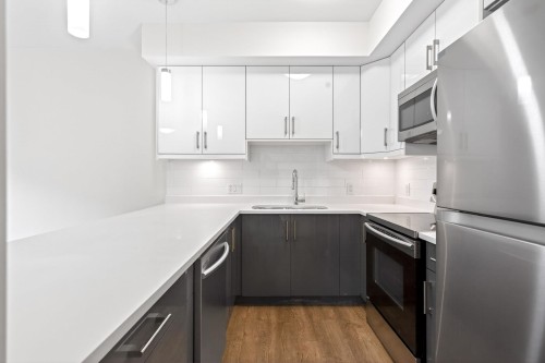 12-4033 Dominion Street, Burnaby, BC 
