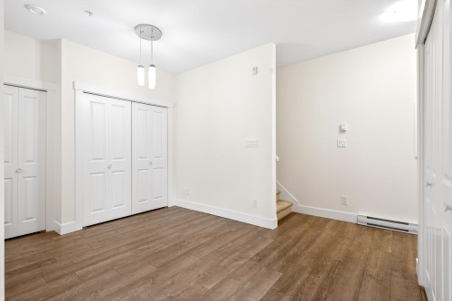 12-4033 Dominion Street, Burnaby, BC 