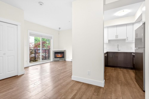 12-4033 Dominion Street, Burnaby, BC 