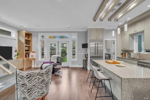 4217 16Th Avenue W, Vancouver, BC 