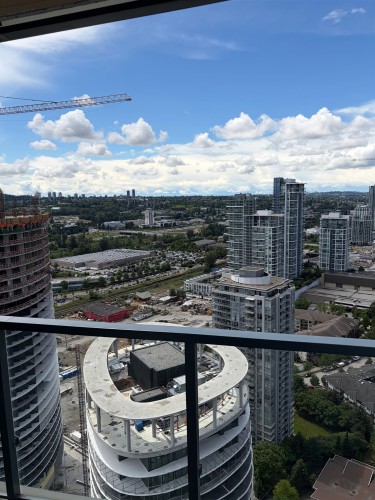 3004-4890 Lougheed Highway  Burnaby, BC V5C 0N2