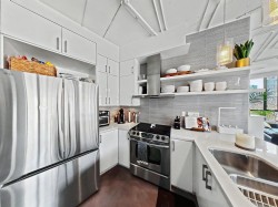 501-28 Powell Street  Vancouver, BC V6A 1E7