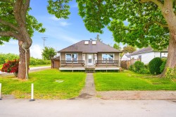 11 Catalina Crescent  Richmond, BC V7B 1C9