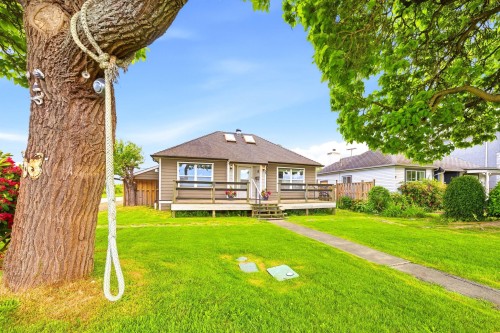 11 Catalina Crescent, Richmond, BC 