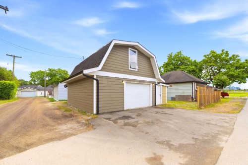 11 Catalina Crescent, Richmond, BC 