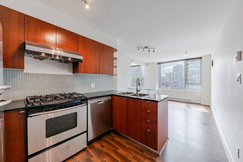 906-822 Seymour Street, Vancouver, BC 