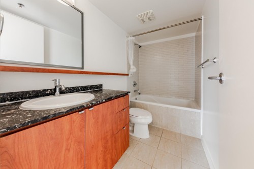 906-822 Seymour Street, Vancouver, BC 