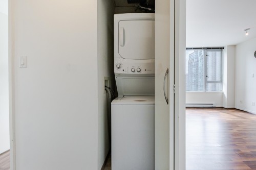 906-822 Seymour Street, Vancouver, BC 