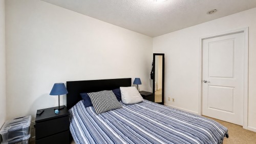 207-9262 University Crescent, Burnaby, BC 