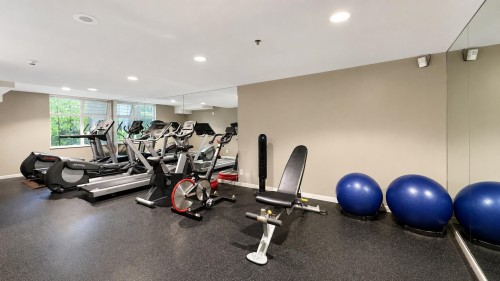 207-9262 University Crescent, Burnaby, BC 