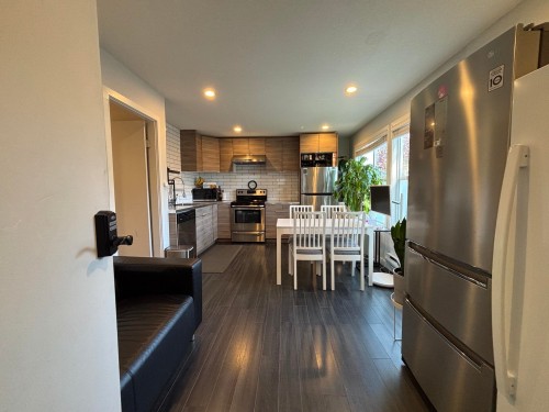 1588 41St Avenue E, Vancouver, BC 