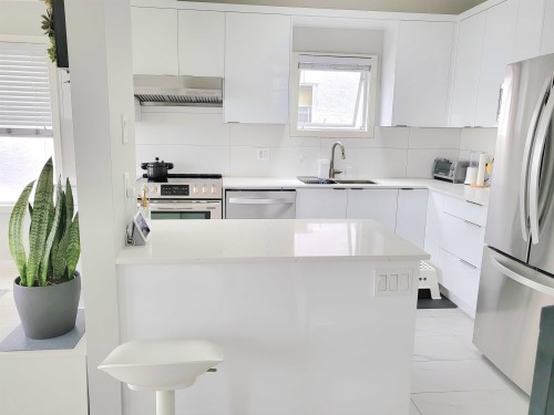 1588 41St Avenue E, Vancouver, BC 