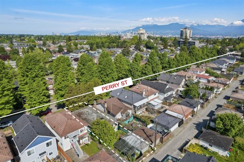 4420 Perry Street, Vancouver, BC 
